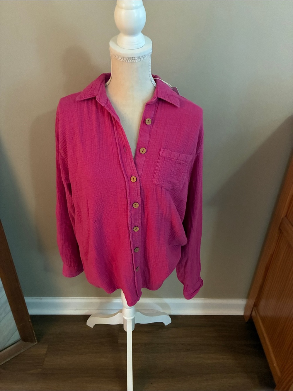 C&C California Hot Pink Button-Front Gauze Blouse
